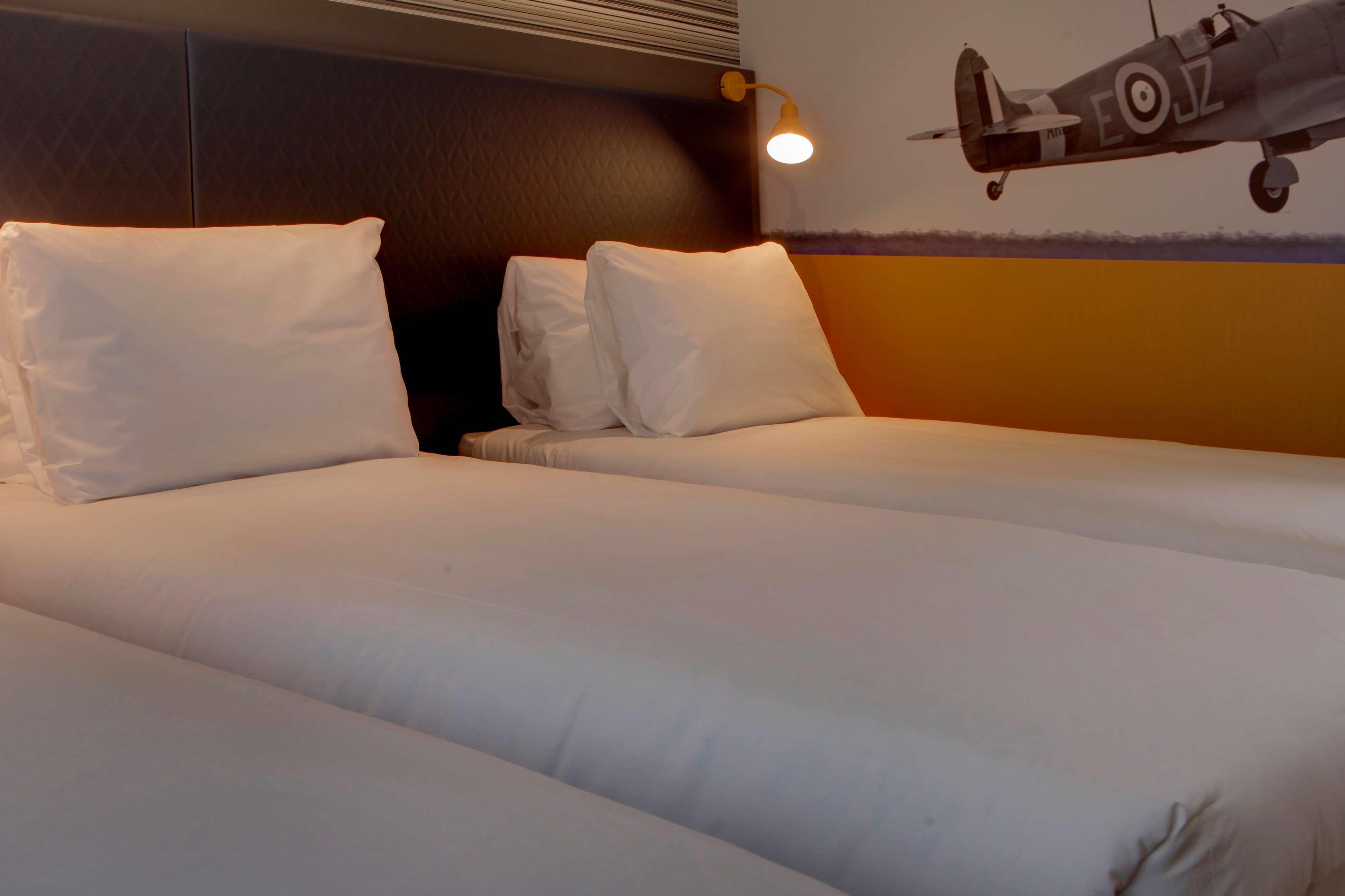 Best Western Plus London Croydon Aparthotel Exterior photo