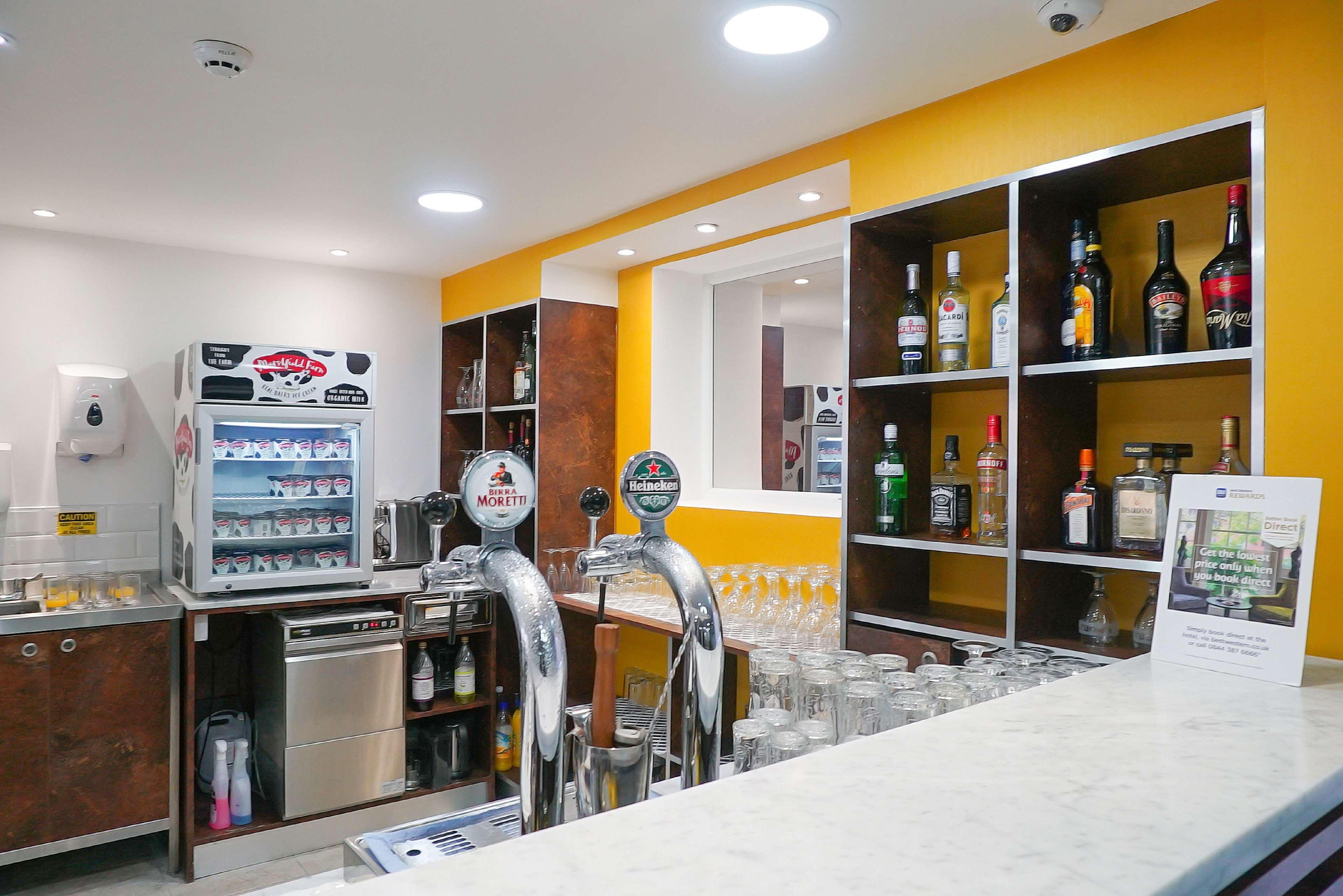Best Western Plus London Croydon Aparthotel Exterior photo