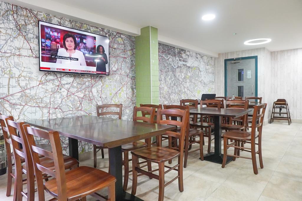 Best Western Plus London Croydon Aparthotel Exterior photo