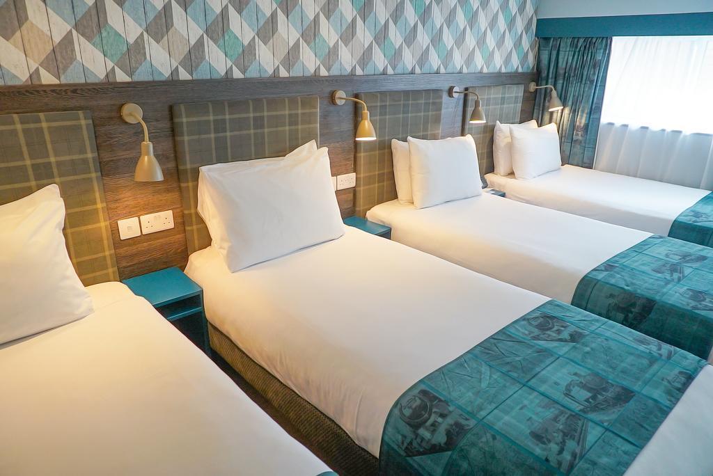 Best Western Plus London Croydon Aparthotel Exterior photo